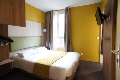 Hotel De France in Boulogne-Billancourt Hotel De France in Boulogne-Billancourt