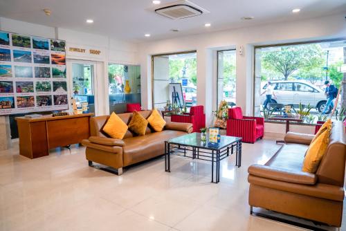 Лобби, Oscar Saigon Hotel near Bitexco Financial Tower Лобби, Oscar Saigon Hotel near Bitexco Financial Tower
