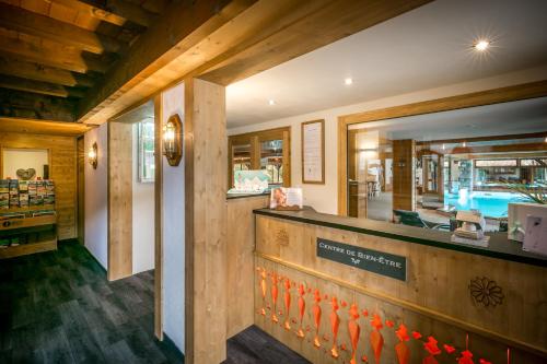 Massage, Hotel & Spa Le Dahu in Morzine City Center Massage, Hotel & Spa Le Dahu in Morzine City Center