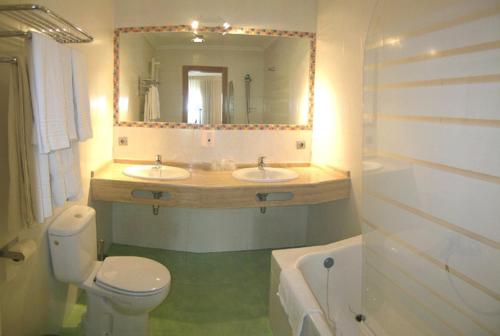 This photo about Hostal Del Carmen shared on HyHotel.com