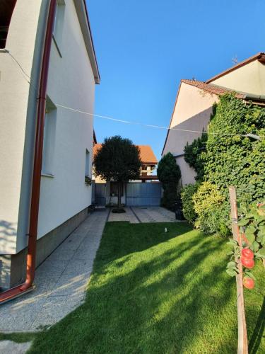 حديقة, Old Town Piešťany Apartments (Old Town Piestany Apartments) in بييشتاني حديقة, Old Town Piešťany Apartments (Old Town Piestany Apartments) in بييشتاني