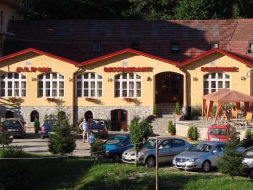 pensiune paltinis cu piscina