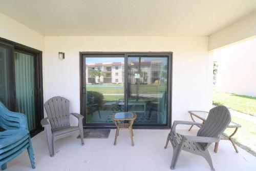Ocean Village Club O11 in Butler Beach Ocean Village Club O11 in Butler Beach