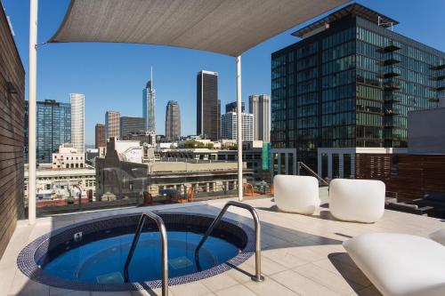 DTLA Loft Gorgeous Views