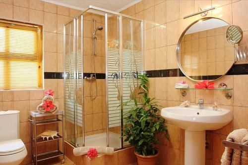 This photo about SouthpointChalets shared on HyHotel.com