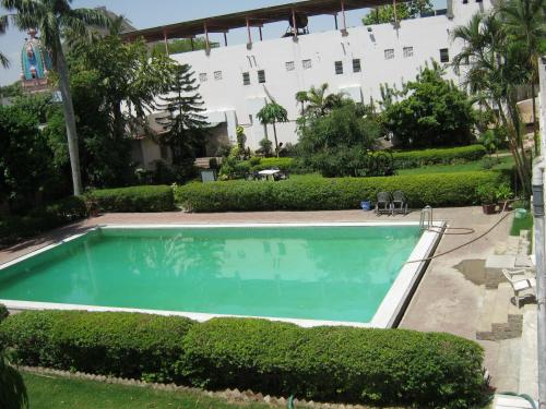 Hotel Navaratan Palace in Badi Basti Hotel Navaratan Palace in Badi Basti