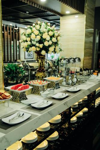 Banquet hall, Top One Halong Hotel in Hon Gai Port Banquet hall, Top One Halong Hotel in Hon Gai Port