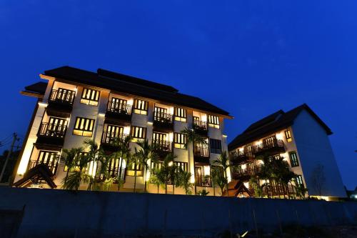 Exterior view, El Barrio Lanna in Chiang Mai Exterior view, El Barrio Lanna in Chiang Mai