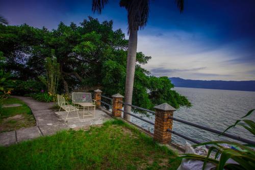 Jardin, Romlan in Samosir Jardin, Romlan in Samosir