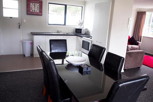 Kitchen, Lake Ruataniwha Holiday Park in Twizel Kitchen, Lake Ruataniwha Holiday Park in Twizel