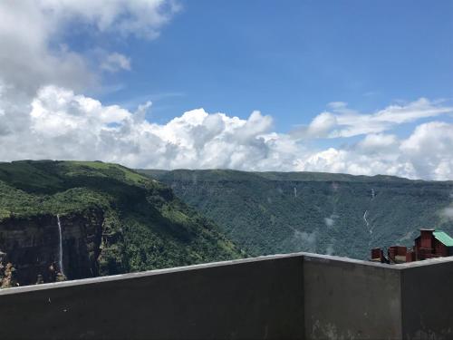 Aisha Guest House Bed & Breakfast in Cherrapunji Aisha Guest House Bed & Breakfast in Cherrapunji