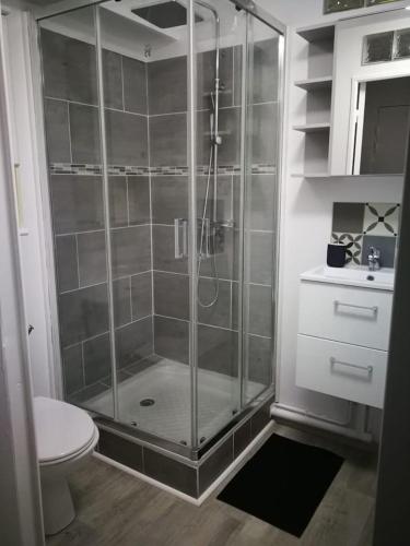 Studio renovee en Seine et Marne in Le Mee-sur-Seine Studio renovee en Seine et Marne in Le Mee-sur-Seine