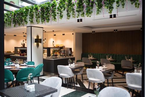 Restoran, Emen'S Otel in İzmir Şehir Merkezi Restoran, Emen'S Otel in İzmir Şehir Merkezi