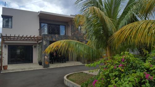 Aux plaisirs de la vie Chambre chez l habitant in Flic En Flac Aux plaisirs de la vie Chambre chez l habitant in Flic En Flac