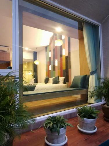 เดอะชาลี The Charlie in 나이 위앙 เดอะชาลี The Charlie in 나이 위앙