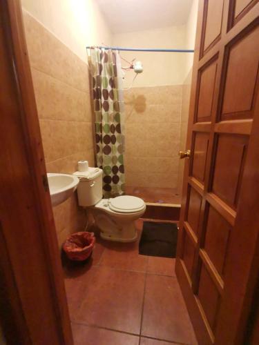 Salle de bain, Hosteria del Centro in Santiago Atitlán Salle de bain, Hosteria del Centro in Santiago Atitlán