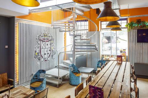 Bar/lounge, Kick Ass Grassmarket (18+) near Surgeons' Hall Museums Bar/lounge, Kick Ass Grassmarket (18+) near Surgeons' Hall Museums