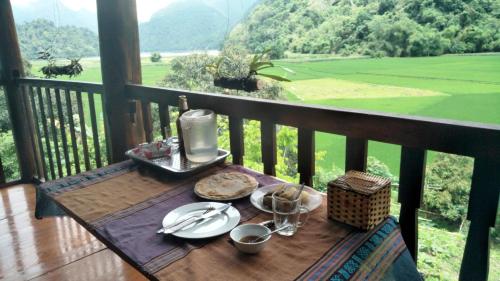 Ba Be lake-Huyen Hao Homestay in Ba Be Ba Be lake-Huyen Hao Homestay in Ba Be