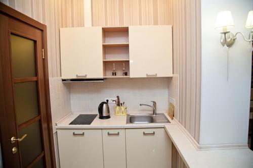 This photo about Fransuaza Apartments shared on HyHotel.com