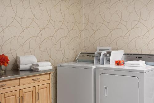 Facilities, Days Inn by Wyndham Reading Wyomissing in Wyomissing (PA) Facilities, Days Inn by Wyndham Reading Wyomissing in Wyomissing (PA)