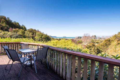 Erkély/terasz, Ocean View Chalets in Marahau Erkély/terasz, Ocean View Chalets in Marahau