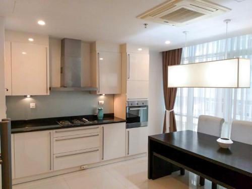 Platinum One - Private Apartment at #1 Bagatalle Road Unit 7E Colombo 3 - image 3