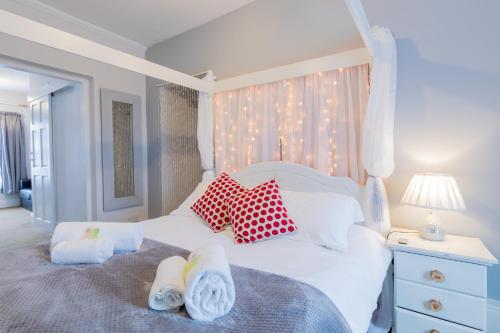 The Clee Hotel - Cleethorpes, Grimsby, Lincolnshire in Grimsby The Clee Hotel - Cleethorpes, Grimsby, Lincolnshire in Grimsby