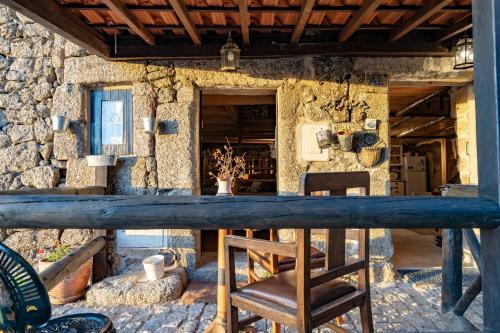 SUN SET HOUSE in Monsanto SUN SET HOUSE in Monsanto