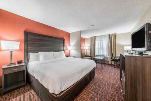 Lake Norman Inn and Suites in Cornelius Lake Norman Inn and Suites in Cornelius