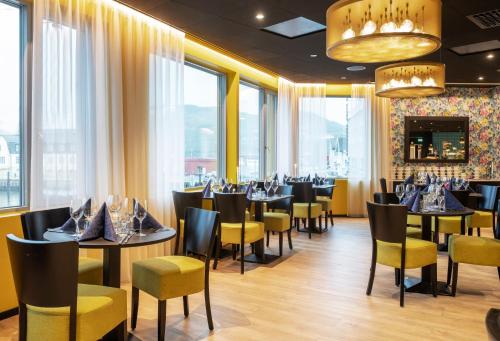 餐廳, 哈爾斯塔索恩酒店 (Thon Hotel Harstad) in 哈爾斯塔市中心 餐廳, 哈爾斯塔索恩酒店 (Thon Hotel Harstad) in 哈爾斯塔市中心