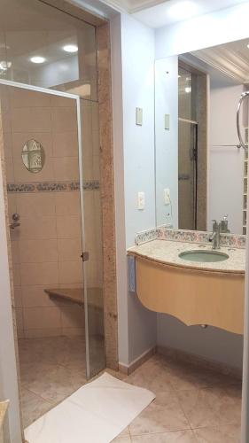 Bagno, L'acqua Motel Express in Ponta Grossa Bagno, L'acqua Motel Express in Ponta Grossa