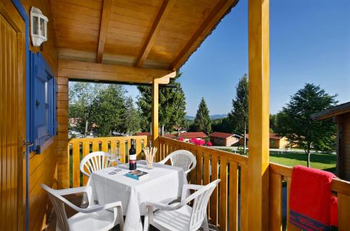 Balcony/terrace, Knaus Campingpark Lackenhauser in Neureichenau Balcony/terrace, Knaus Campingpark Lackenhauser in Neureichenau
