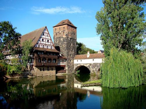 Cerca de lugares turísticos, Knaus Campingpark Nurnberg in Nuremberg Near Center Cerca de lugares turísticos, Knaus Campingpark Nurnberg in Nuremberg Near Center