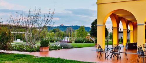 Garden, Villa Aretusi in Borgo Panigale Garden, Villa Aretusi in Borgo Panigale