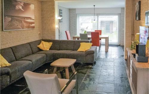 Pokój gościnny, Two-Bedroom Holiday Home in Callantsoog in Callantsoog Pokój gościnny, Two-Bedroom Holiday Home in Callantsoog in Callantsoog