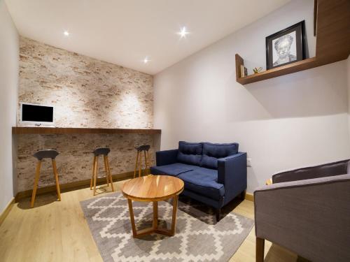 Lobby, Hotel Monarca in Mexico City Lobby, Hotel Monarca in Mexico City