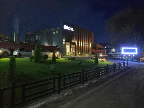 Exterior view, Altyn Shatyr Hotel and Restaurant in Aksay Exterior view, Altyn Shatyr Hotel and Restaurant in Aksay