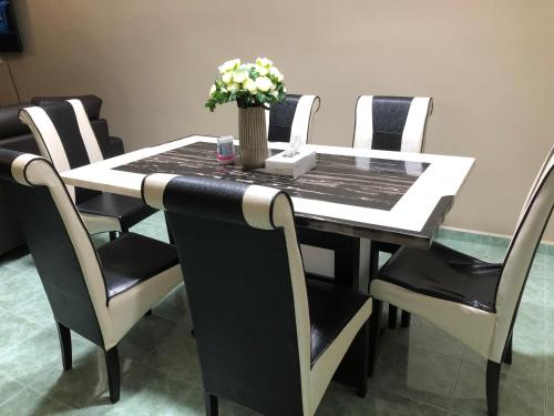 Attrezzature e servizi, Casa di 25 m² con 3 camera(e) e 3 bagno(i) privato(i) in zona Kampung Keriang Dan (Fateh Homestay (Perlis)) in Kampung Keriang Dan Attrezzature e servizi, Casa di 25 m² con 3 camera(e) e 3 bagno(i) privato(i) in zona Kampung Keriang Dan (Fateh Homestay (Perlis)) in Kampung Keriang Dan