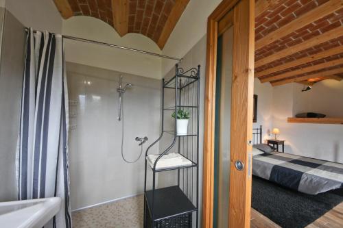 Agriturismo Crotto Di Somana in Mandello Del Lario Agriturismo Crotto Di Somana in Mandello Del Lario