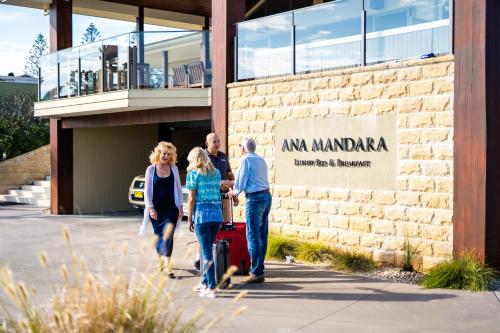 Ana Mandara Luxury Retreat in Settlement Point Ana Mandara Luxury Retreat in Settlement Point