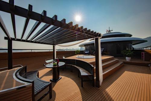 Terrazzo/balcone, Scarlet Pearl Cruises near Grotta Dau Go Terrazzo/balcone, Scarlet Pearl Cruises near Grotta Dau Go