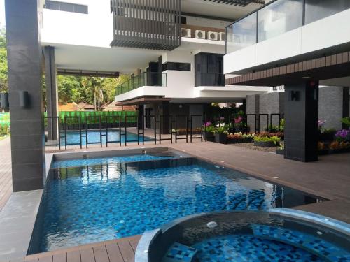 Swimming pool, Escape Condominiums Beachfront Suites - Mae Phim in Rayong Swimming pool, Escape Condominiums Beachfront Suites - Mae Phim in Rayong