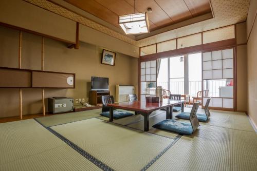 Hotel Kitaguni Grand Hotel Tsuruga in Tsuruga Hotel Kitaguni Grand Hotel Tsuruga in Tsuruga