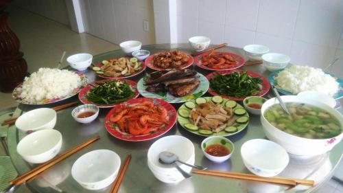 Cibo e bevande, Nhà Nghỉ Mỹ Châu Lý Sơn (Nha Nghi My Chau Ly Son) in Ly Son Cibo e bevande, Nhà Nghỉ Mỹ Châu Lý Sơn (Nha Nghi My Chau Ly Son) in Ly Son