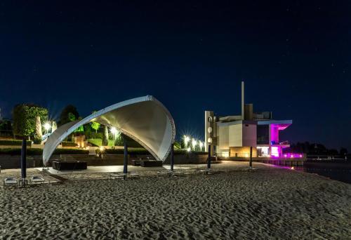 Strand, SunRay Resort&Spa in Pischanka Landsby Strand, SunRay Resort&Spa in Pischanka Landsby