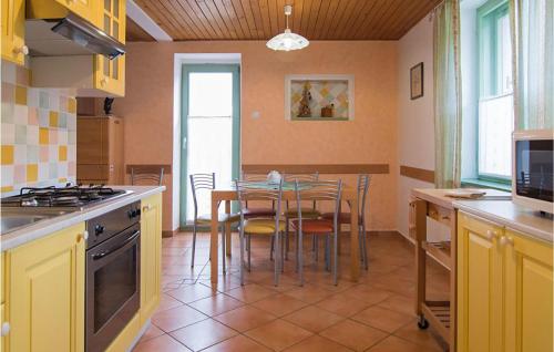 Kitchen, Nice home in Kostel w/ WiFi and 4 Bedrooms in Fara Kitchen, Nice home in Kostel w/ WiFi and 4 Bedrooms in Fara