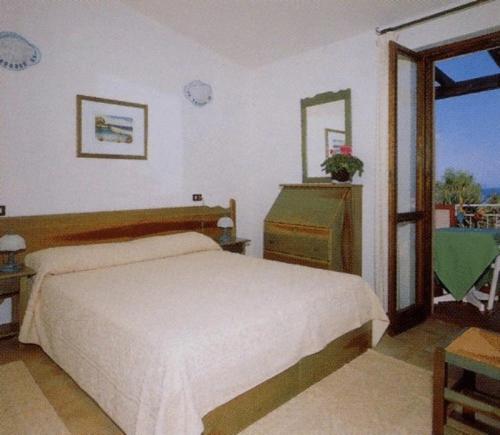 This photo about Hotel Le Quattro Lune shared on HyHotel.com