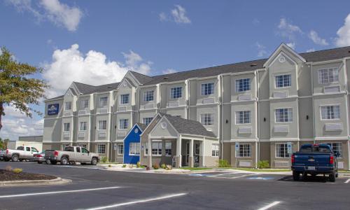 外部景觀, 傑克遜維爾勒瓊營邁達溫德姆酒店 (Microtel Inn & Suites by Wyndham Camp Lejeune/Jacksonville) in 阿什塔比拉 (NC) 外部景觀, 傑克遜維爾勒瓊營邁達溫德姆酒店 (Microtel Inn & Suites by Wyndham Camp Lejeune/Jacksonville) in 阿什塔比拉 (NC)
