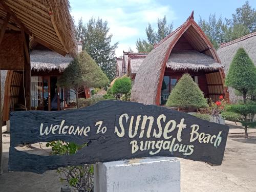 Sunset Beach Bungalow in Gili Meno Sunset Beach Bungalow in Gili Meno
