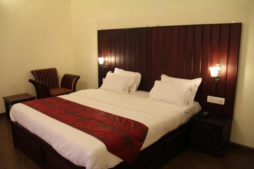 Golden springs in Doddabetta Golden springs in Doddabetta